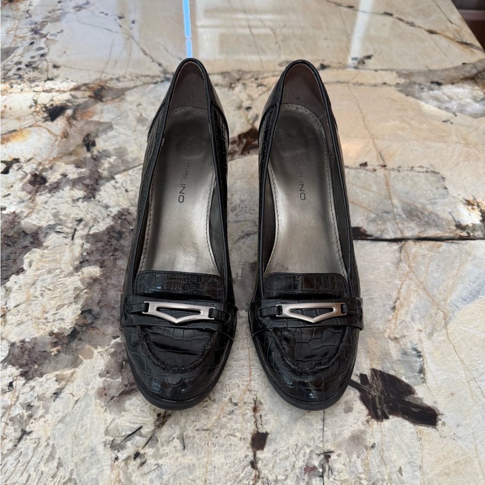Bandolino - Black Stacked Heel Loafer
